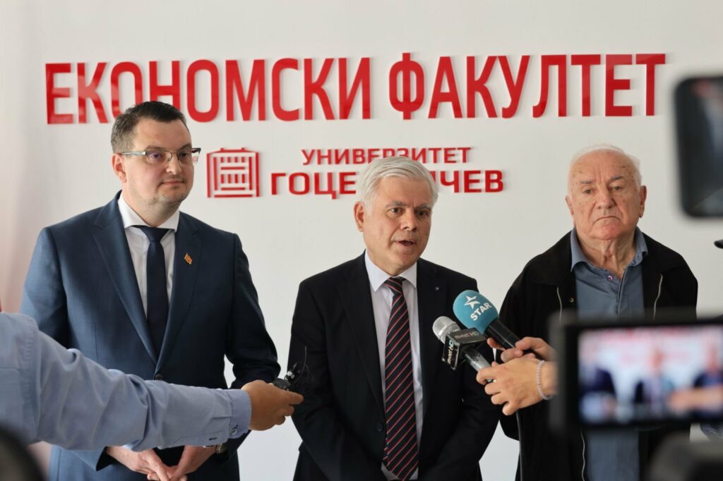 Денарот останува еден од клучните столбови на економската стабилност и довербата во македонската економија